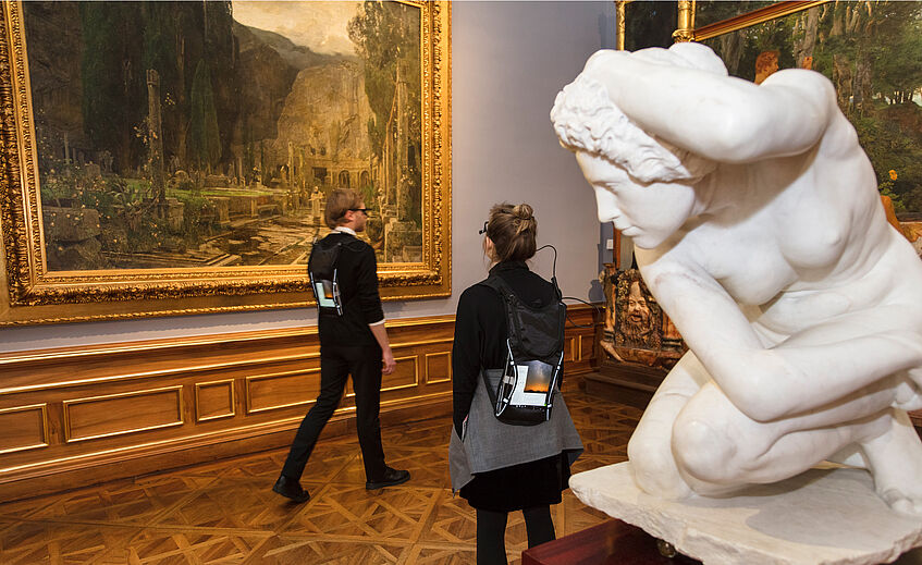 Two participants at the Upper Belvedere, January 2018, photo: Department of Art History